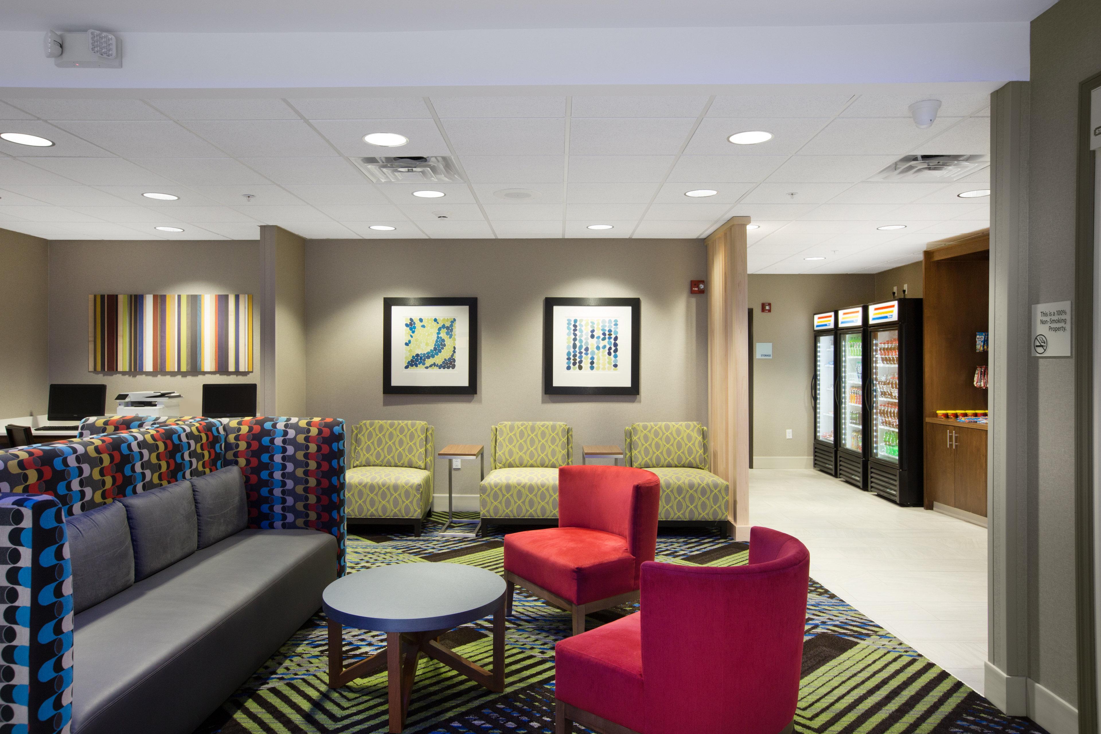 Holiday Inn Express Hastings By Ihg Exterior foto