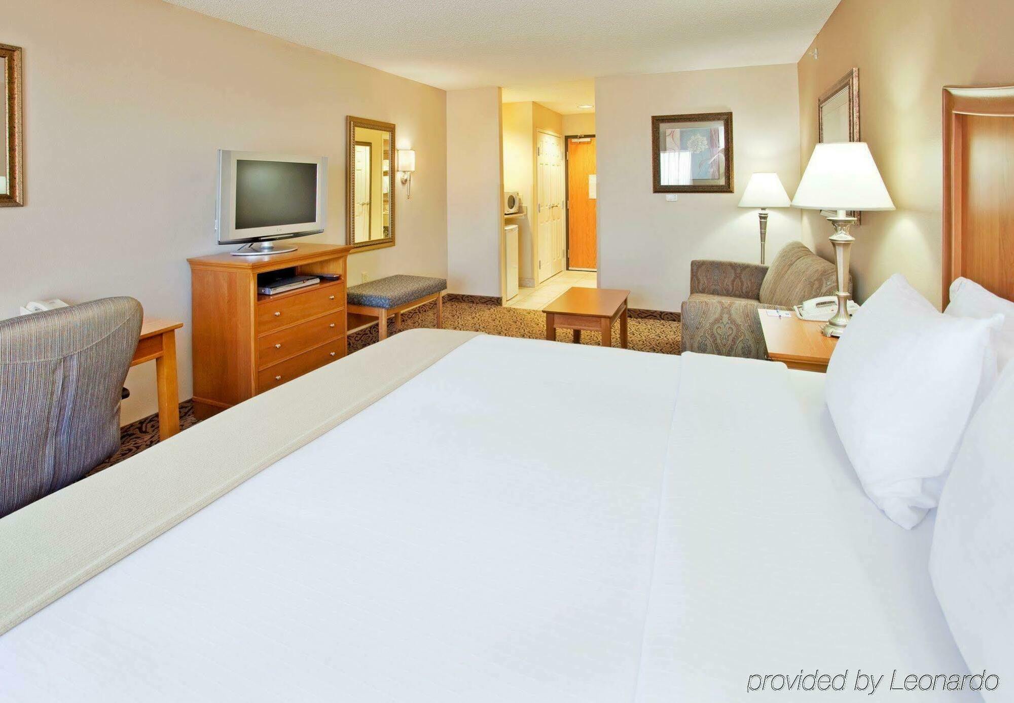Holiday Inn Express Hastings By Ihg Habitación foto